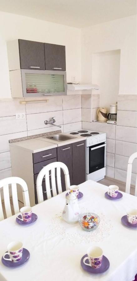Apartmani Cagalj Trogir Exterior photo